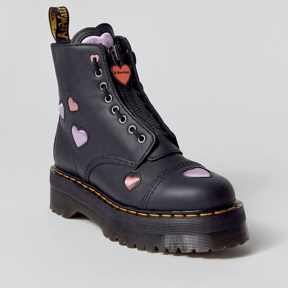 Dr. Martens Sinclair Heart Platform Boot - Picture 4 of 11